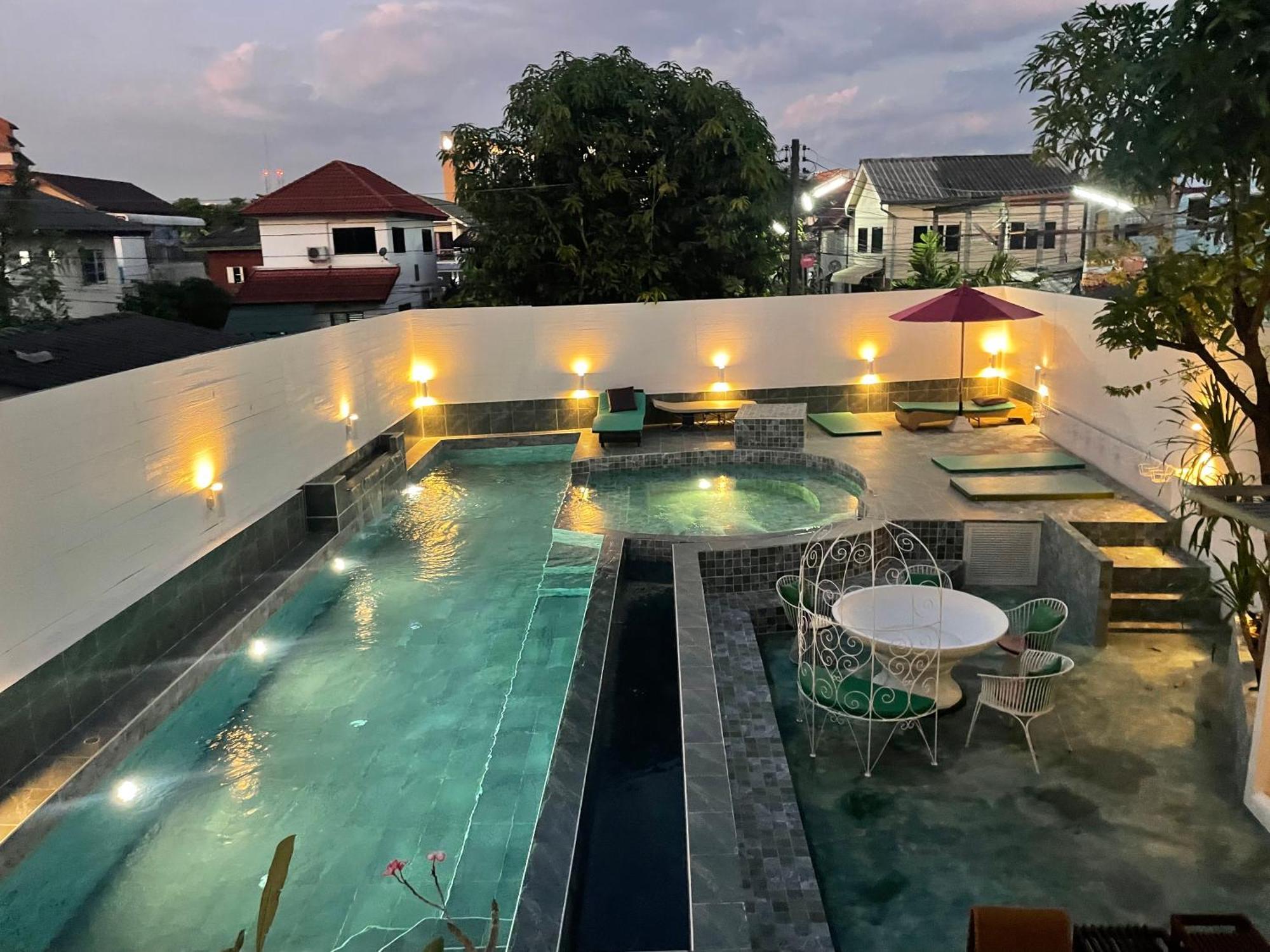 Nordwind Hotel Chiang Mai Buitenkant foto