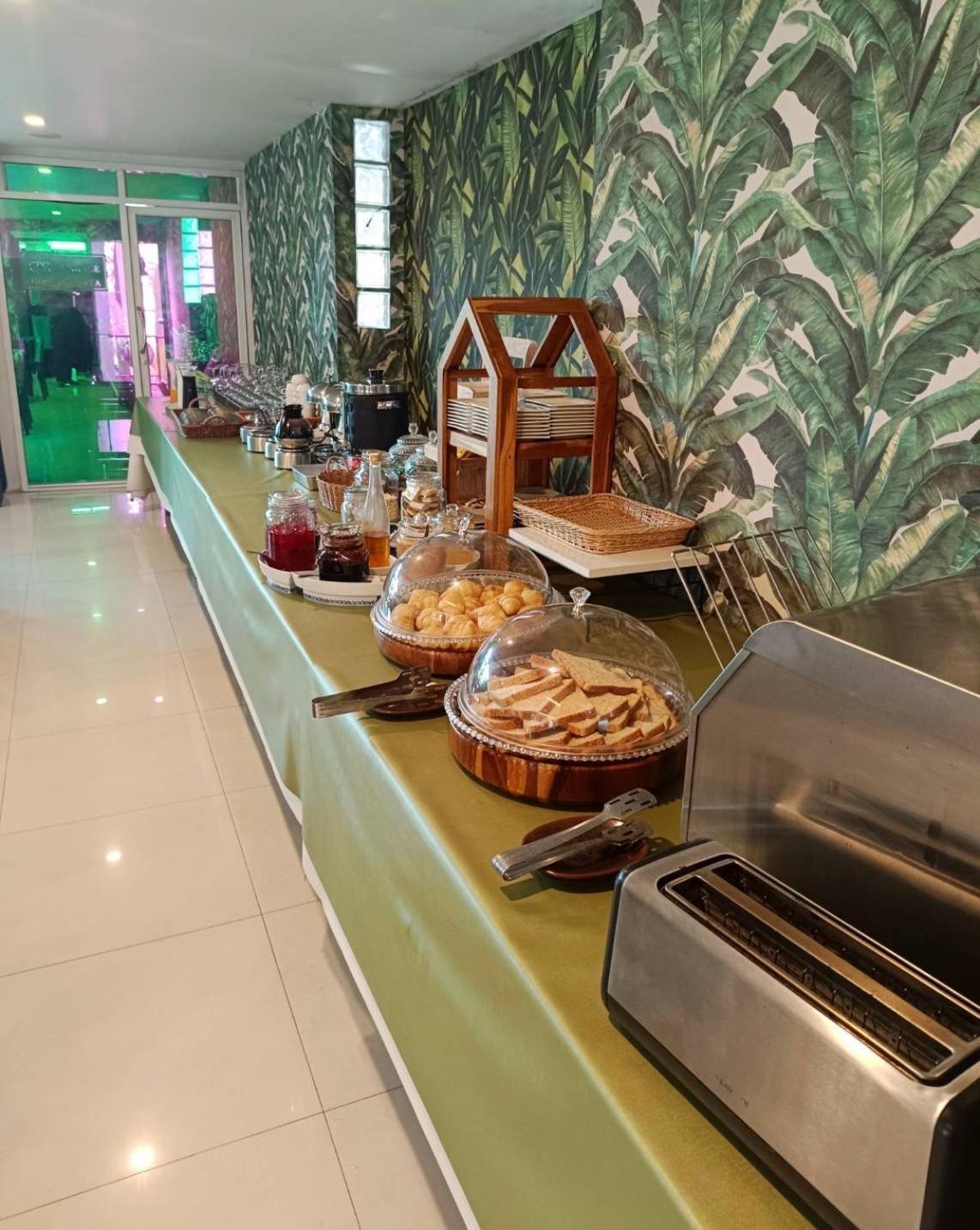Nordwind Hotel Chiang Mai Buitenkant foto